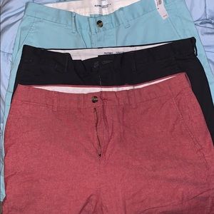 3 pair of men’s old navy shorts